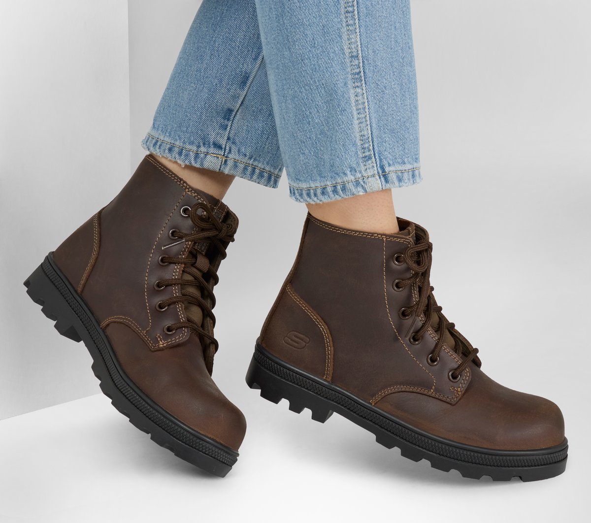 Skechers Deals - Work: Rotund - Finnen