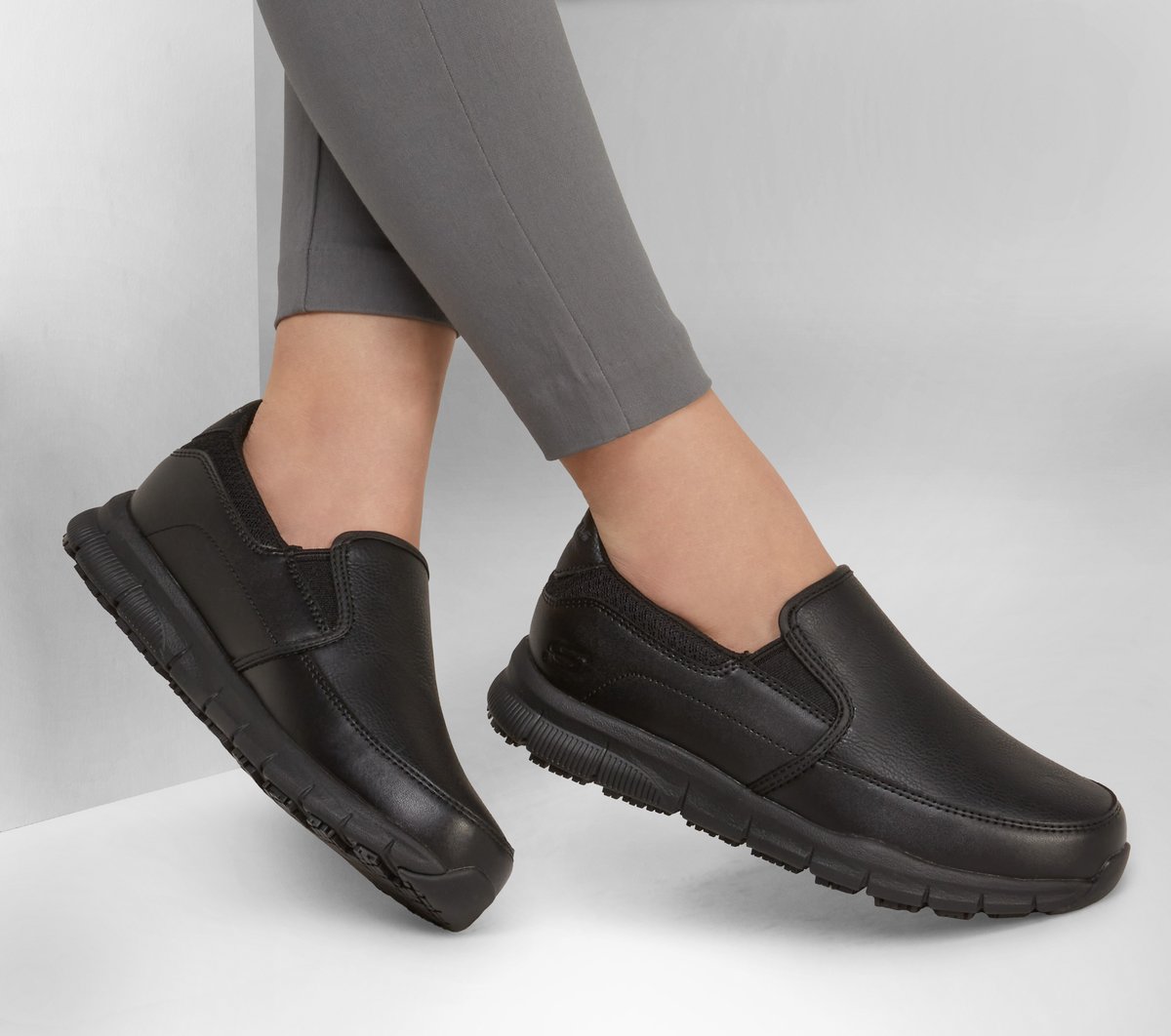 Skechers Customer Favorite - Work Relaxed Fit: Nampa - Annod SR