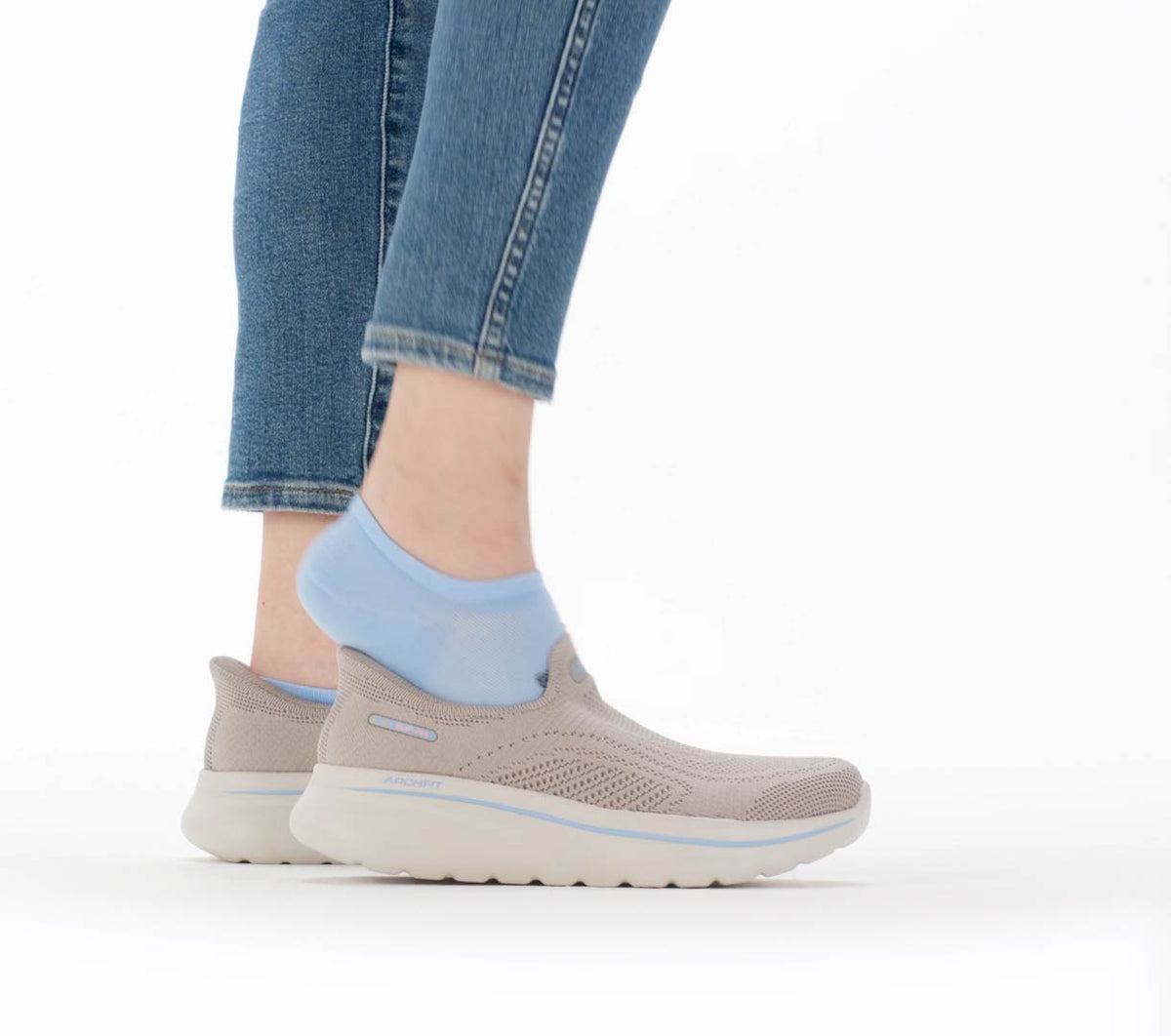 Skechers Best Price - Skechers Slip-ins Relaxed Fit: GO WALK Arch Fit N-Joy - Arianne