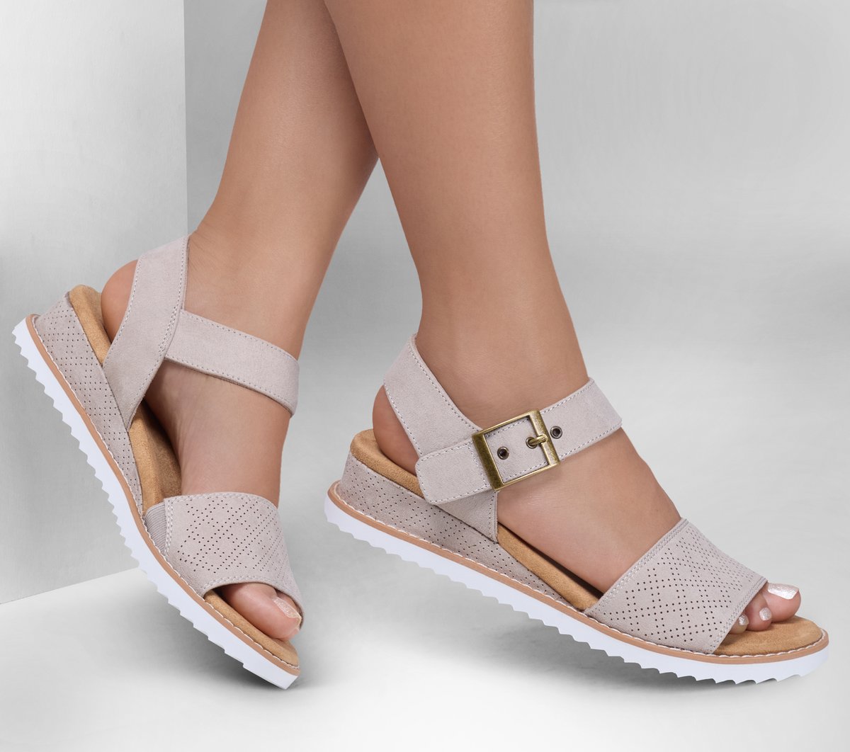 Skechers Best Seller - BOBS Desert Kiss - Serendipitous