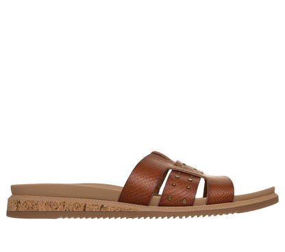 Skechers Great Value - BOBS Desert Kiss Low - Stud Look