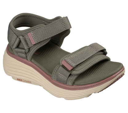 Skechers Essential - Max Cushioning Endeavour Sandal - Miranda