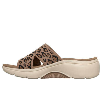Skechers Featured - GO WALK Arch Fit 2.0 Sandal - Remi