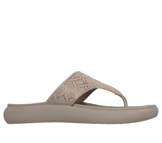 Skechers Classic - Relaxed Fit: Asana Luxe - Keep Dazzling