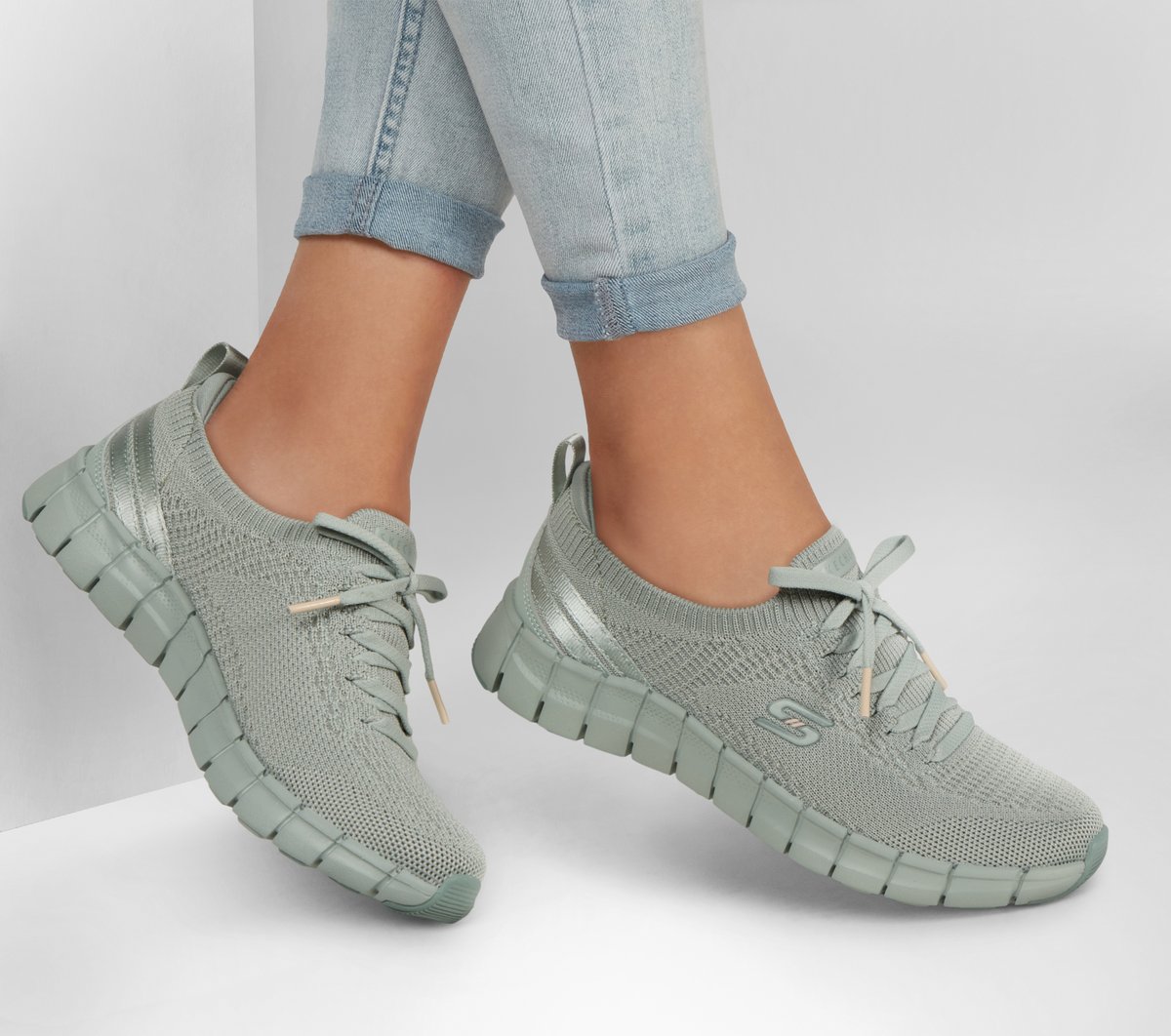 Skechers Essential - Flex Step - Flourished