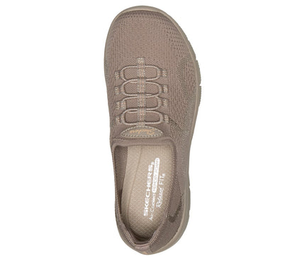 Skechers Latest - Relaxed Fit: Easy Going - Sweet Streak