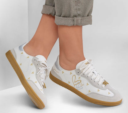 Skechers Trending - JGoldcrown: Hotshot - Paint The Town