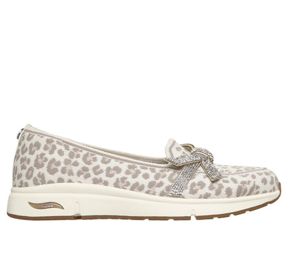 Skechers Quality - Martha Stewart: Arch Fit Living
