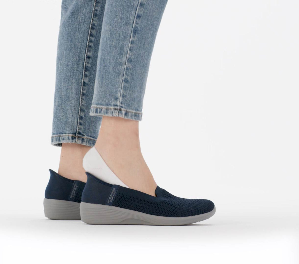 Skechers Trusted - Skechers Slip-ins: Arya - Sweet Voice