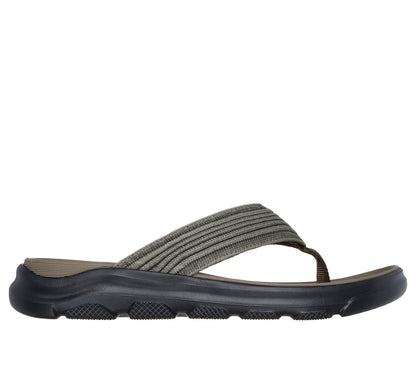 Skechers Customer Favorite - Relaxed Fit: Alcano - Vencino