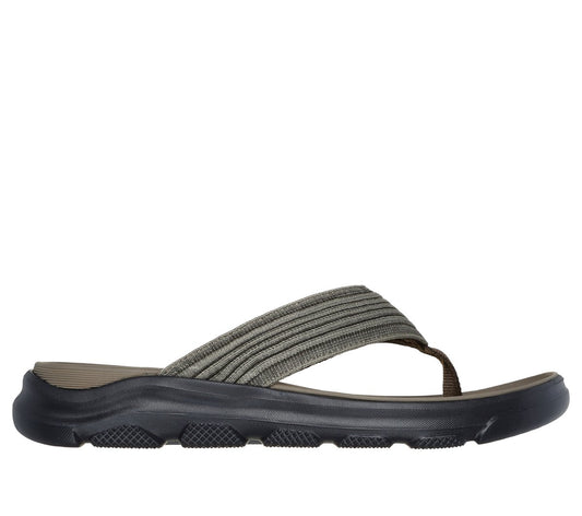 Skechers Customer Favorite - Relaxed Fit: Alcano - Vencino