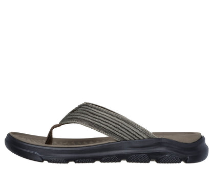 Skechers Customer Favorite - Relaxed Fit: Alcano - Vencino